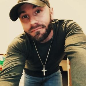 Meet your Posher, Adam